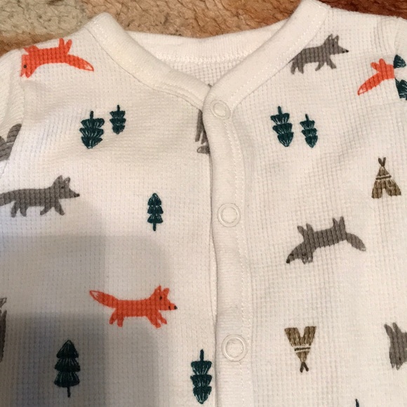 Carter’s Onesie - Picture 2 of 4